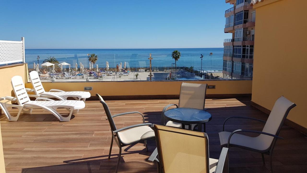דירות פואנגירולה Penthouse Sea Views + Private Solarium מראה חיצוני תמונה