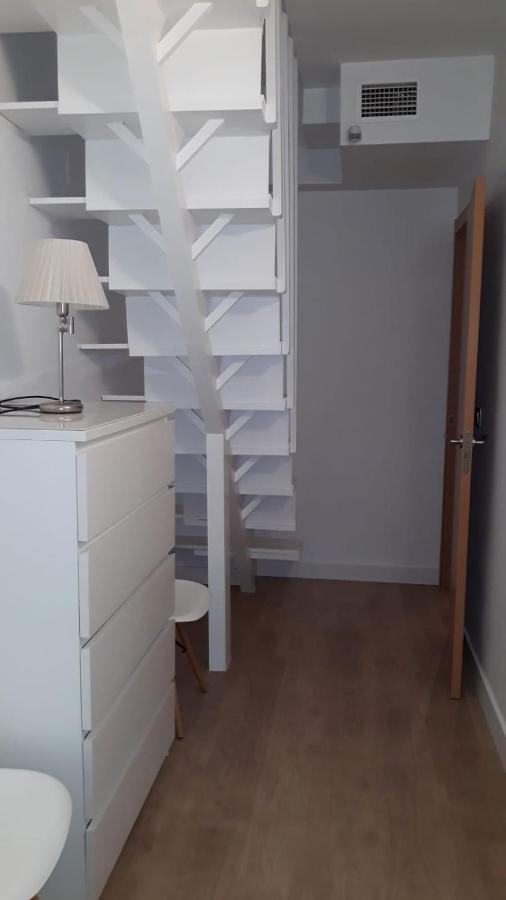 דירות פואנגירולה Penthouse Sea Views + Private Solarium מראה חיצוני תמונה